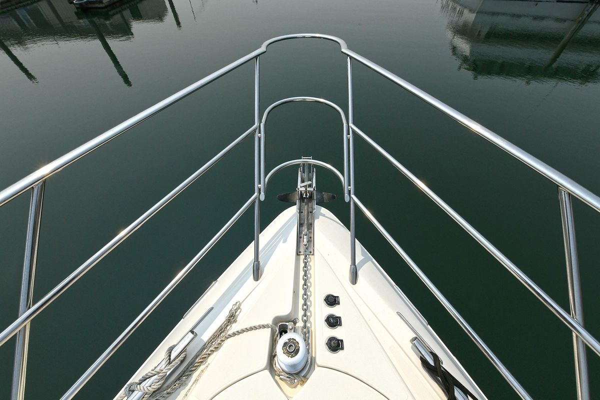2003 Azimut 62 