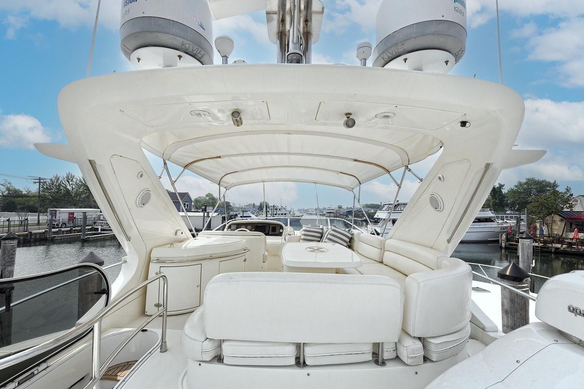 2003 Azimut 62 