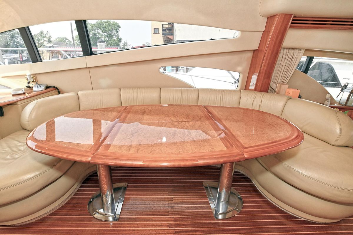 2003 Azimut 62 