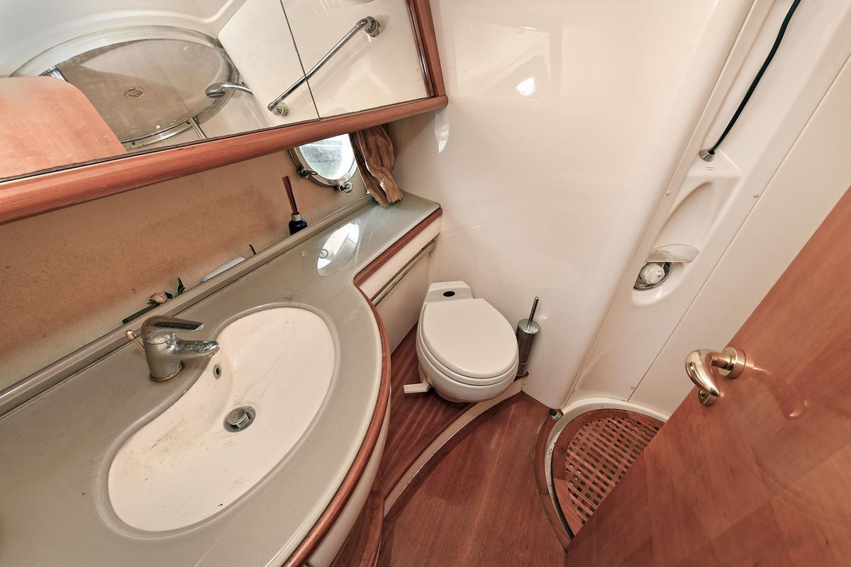 2003 Azimut 62 