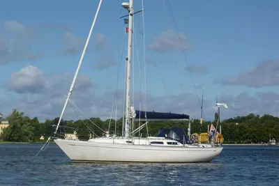 1990 Rustler 36