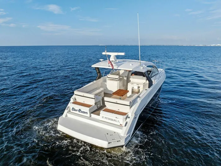 Blue Runner Yacht Photos Pics 2015 Cruisers 390 EC 'Blue Runner'