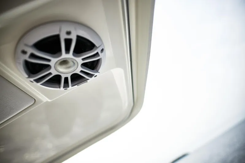  Yacht Photos Pics 2025 Skamander Sorrento interior speaker detail, showcasing modern audio design.