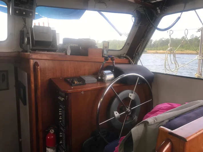 Sheba Moon Yacht Photos Pics 