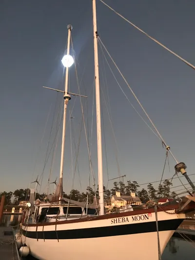 Sheba Moon Yacht Photos Pics 