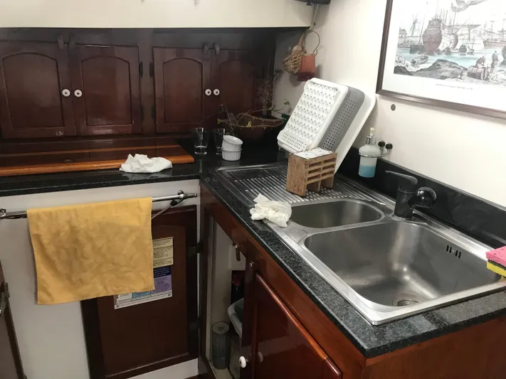 Sheba Moon Yacht Photos Pics 