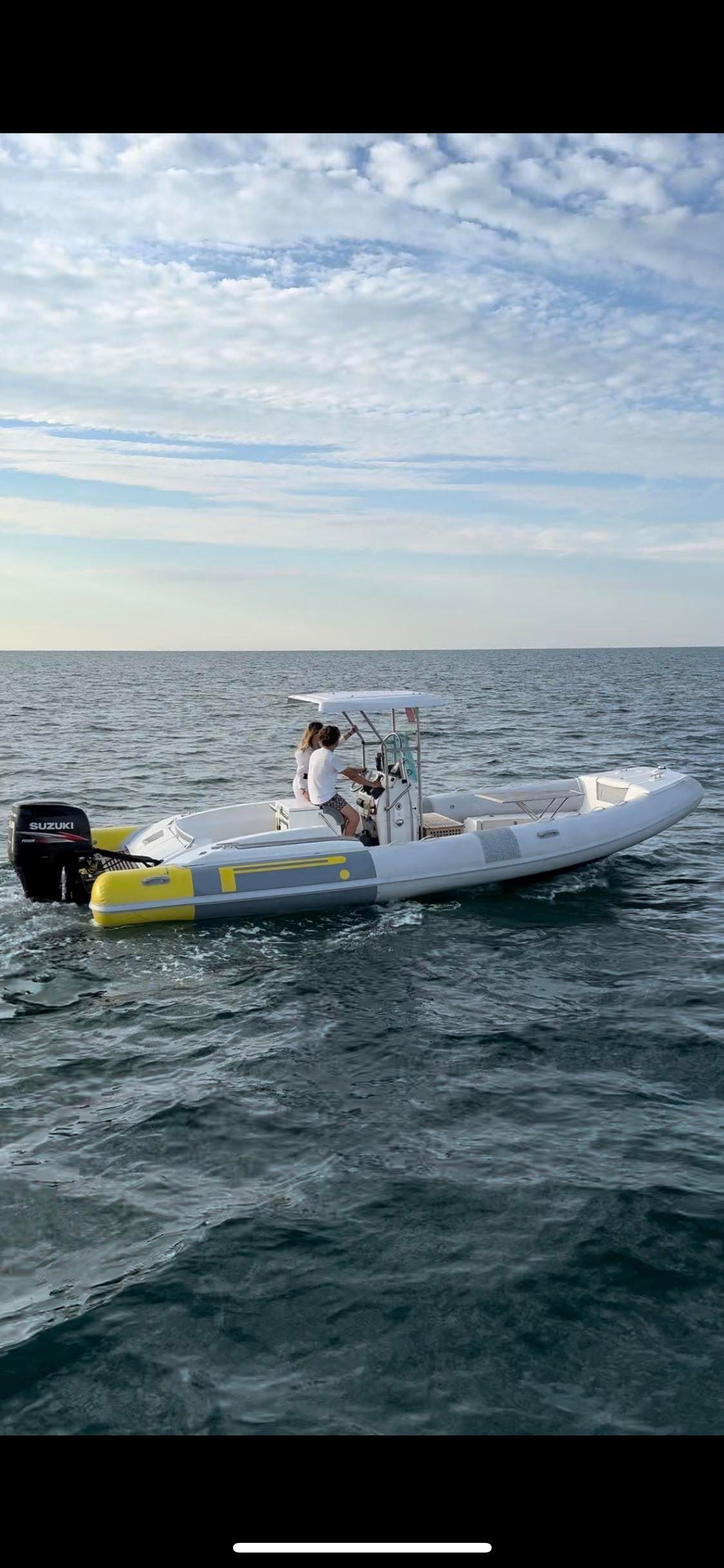 2011 Tecnorib Pirelli pzero p 770 fb