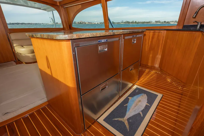 Take Em Yacht Photos Pics 