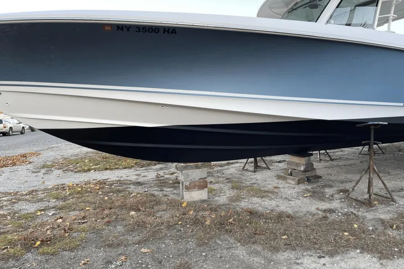 Escape From Reel 'ality Yacht Photos Pics 