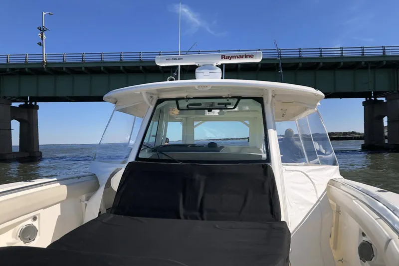 Escape From Reel 'ality Yacht Photos Pics 