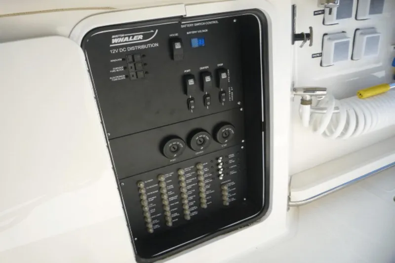 Escape From Reel 'ality Yacht Photos Pics 