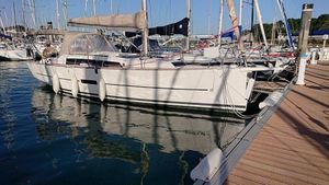 2018 Dufour DUFOUR 360 GRAND LARGE