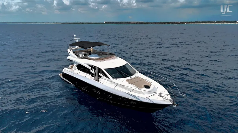 Phantom Yacht Photos Pics 