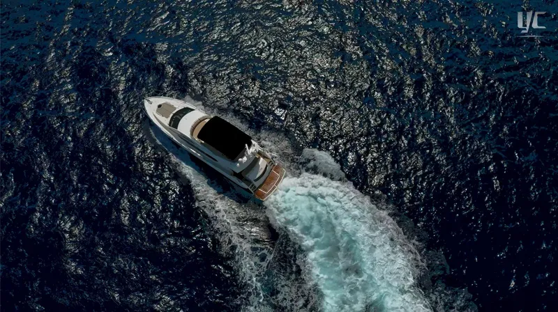 Phantom Yacht Photos Pics 