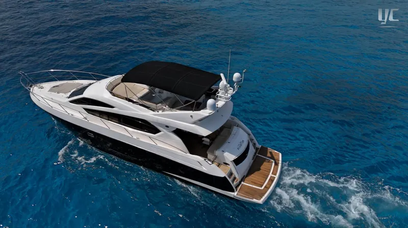 Phantom Yacht Photos Pics 