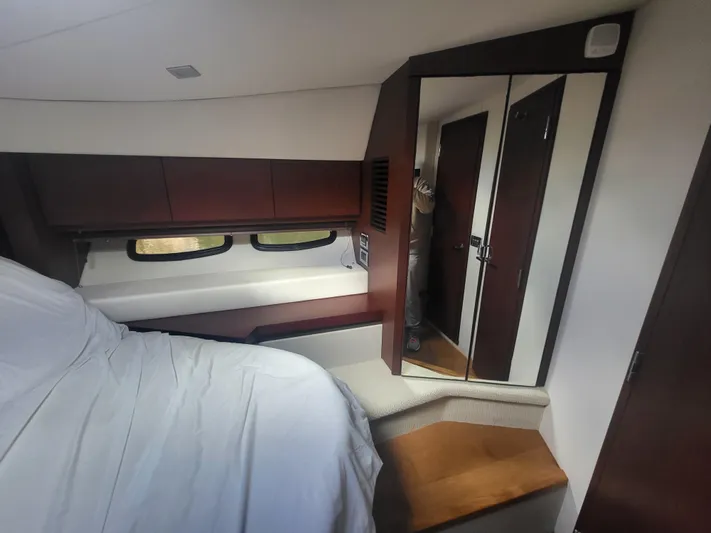 Tam- E- Lee Yacht Photos Pics 