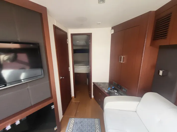 Tam- E- Lee Yacht Photos Pics 