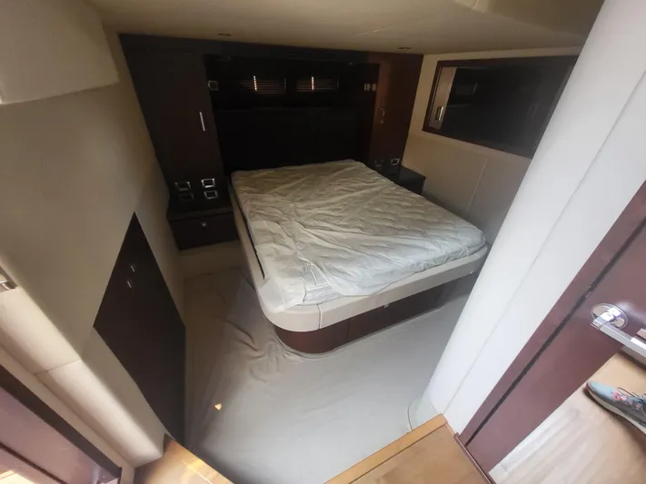 Tam- E- Lee Yacht Photos Pics 