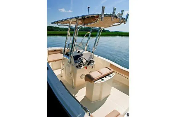 2024 Scout 195 Sportfish Photo