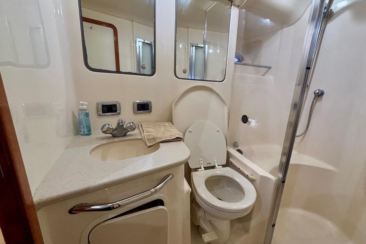 2003 Sea Ray 48 