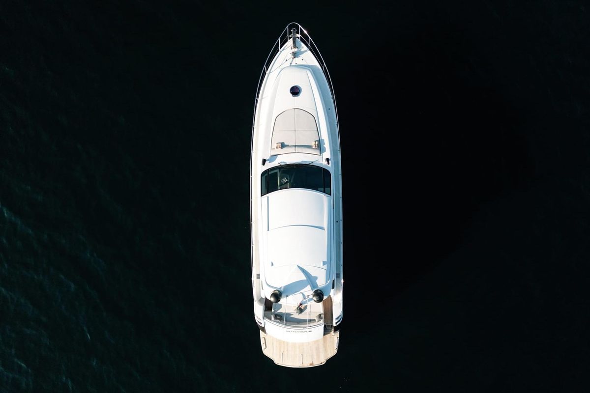 2006 Pershing 63 