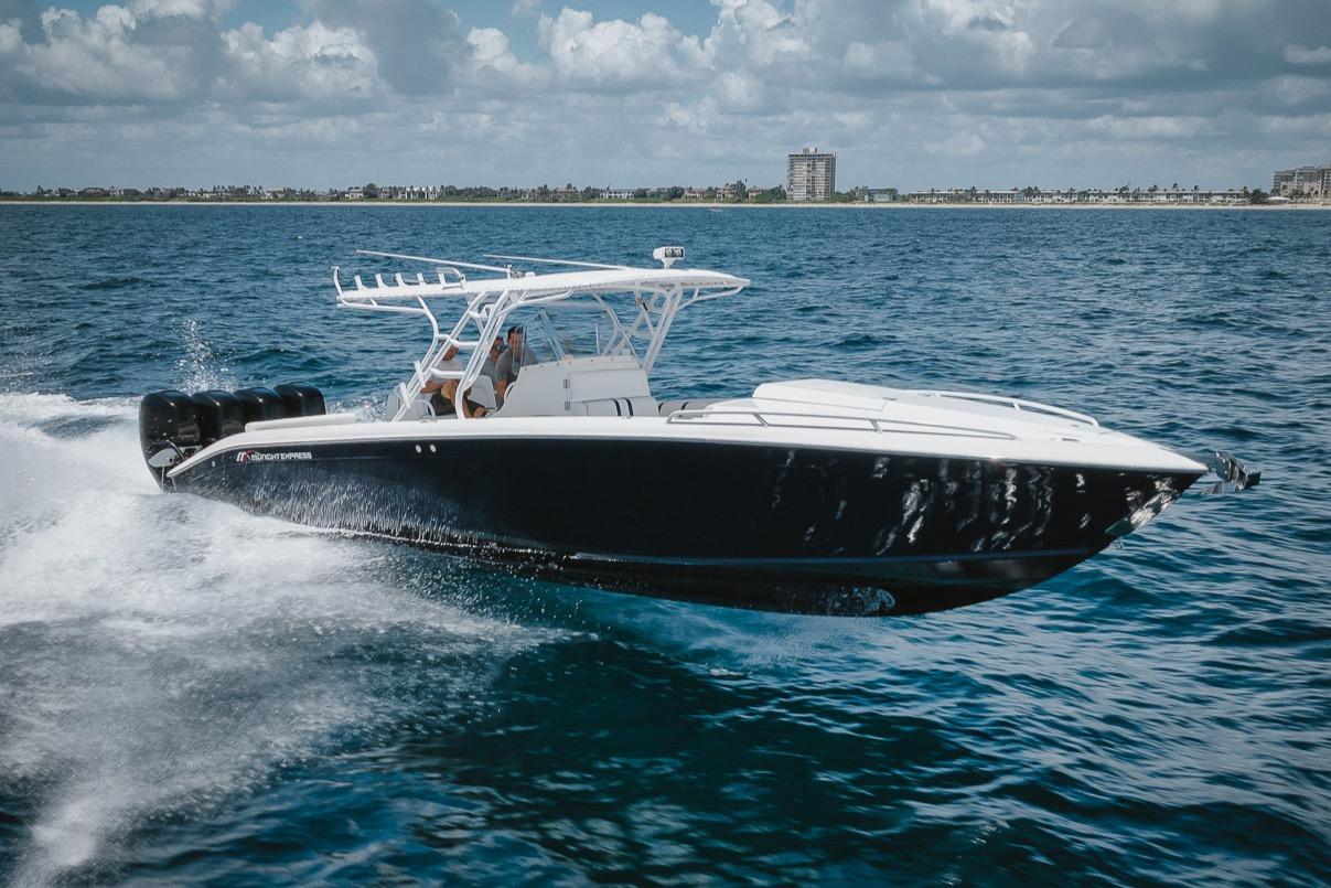 2008 Midnight Express 39 CC Cuddy Cabin Center Console for sale ...