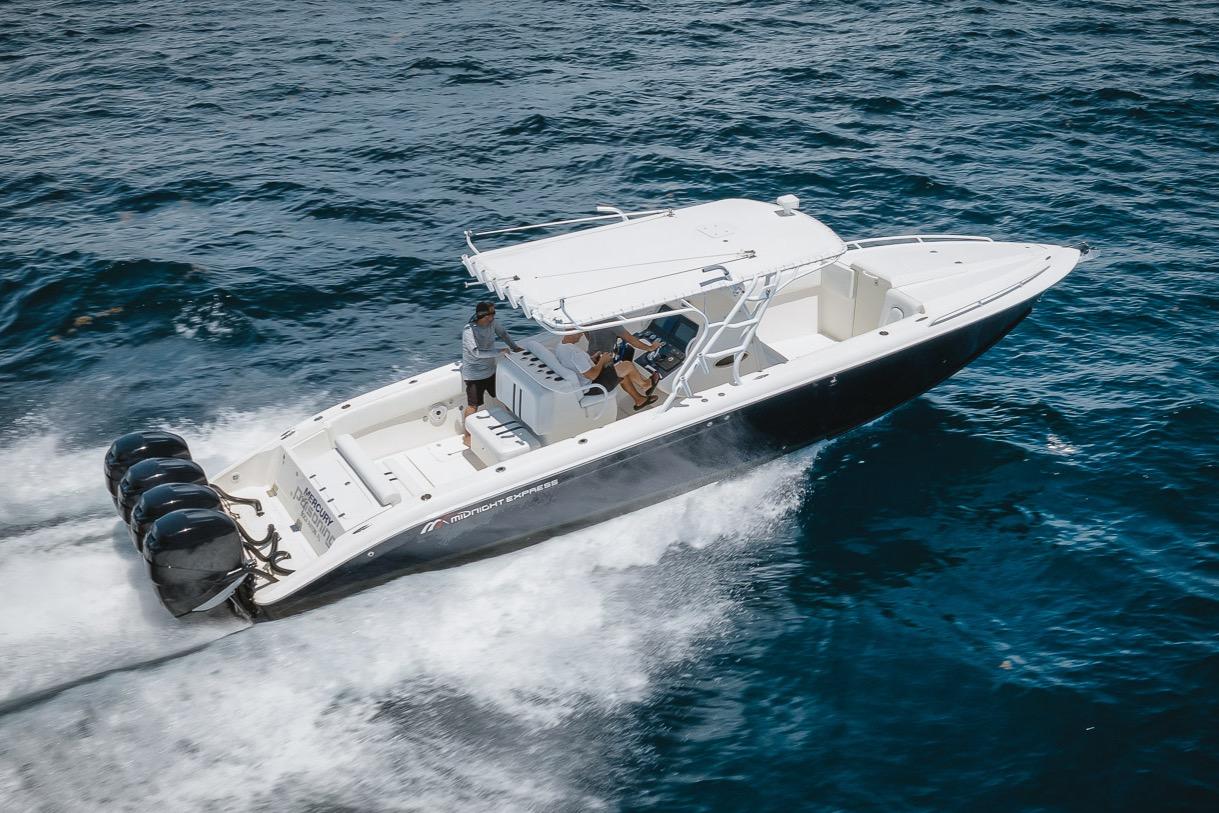 2008 Midnight Express 39 CC Cuddy Cabin Center Console for sale