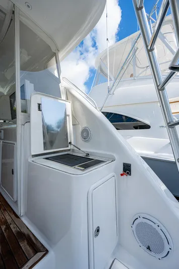 Fish Company Yacht Photos Pics 