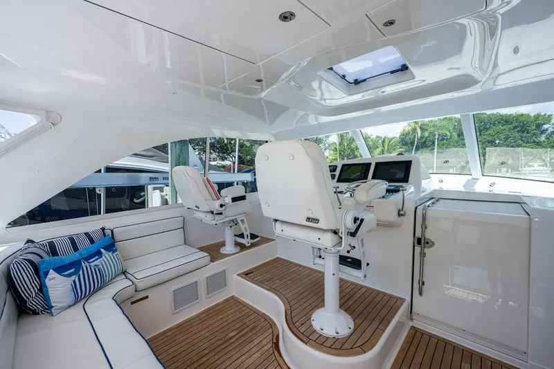 Fish Company Yacht Photos Pics 