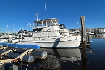 Grand Banks 42 Motoryacht