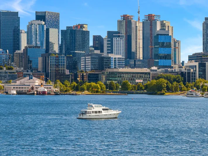 Escencia Yacht Photos Pics 