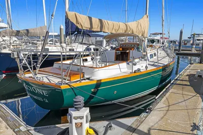Hinckley Sou'wester 42