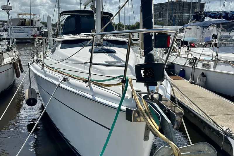 Ms Bea Haven Yacht Photos Pics 2006 Hunter 41 Deck Salon sailboat docked at marina, featuring sleek design and modern amenities.