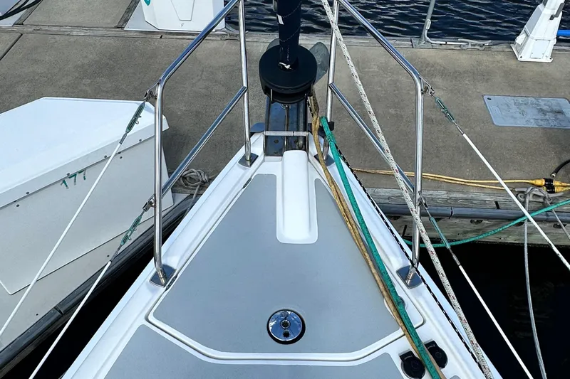 Ms Bea Haven Yacht Photos Pics Bow view of 2006 Hunter 41 Deck Salon sailboat docked at marina.
