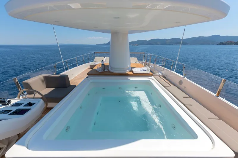  Yacht Photos Pics myway-0100.jpeg