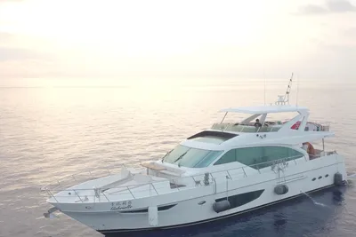 Grand Harbour Motor Yacht