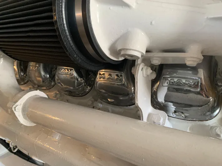 Pier Pressure Yacht Photos Pics 