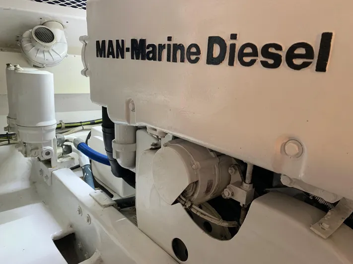 Pier Pressure Yacht Photos Pics 