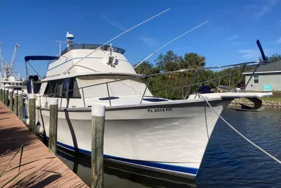 Mainship 40 DC Sundeck