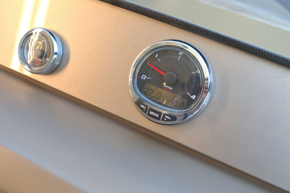 2016 Prestige 58 