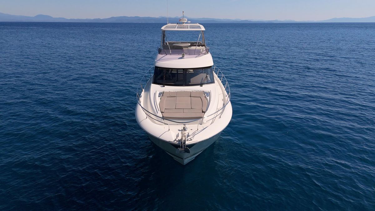 2016 Prestige 58 
