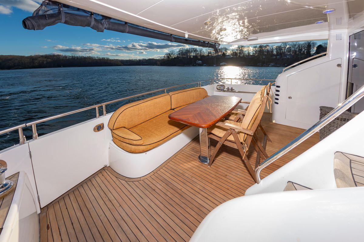 2006 Princess 75 