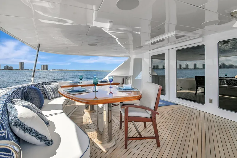 Danielle Yacht Photos Pics Aft Deck -  Danielle 100' Hatteras 2005/2024