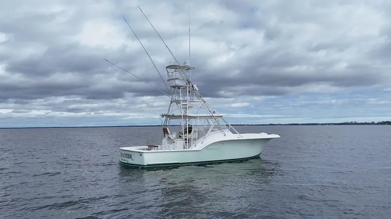 Privateer Yacht Photos Pics 