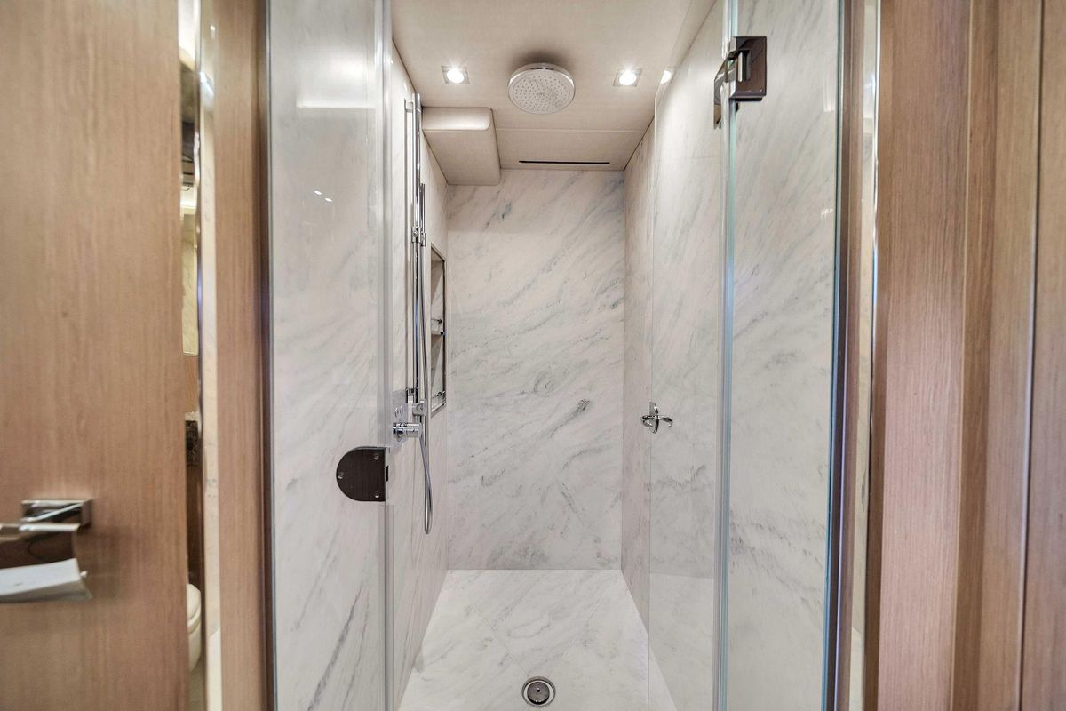 2019 Sunseeker 86 