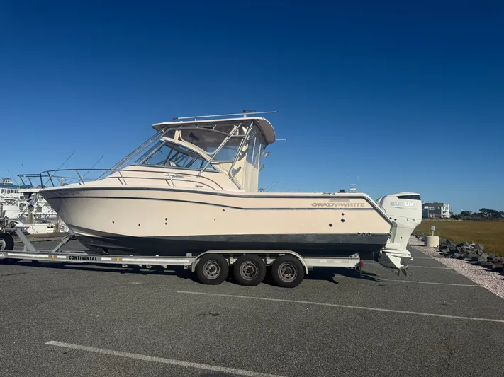 Je Hu Ta Yacht Photos Pics 