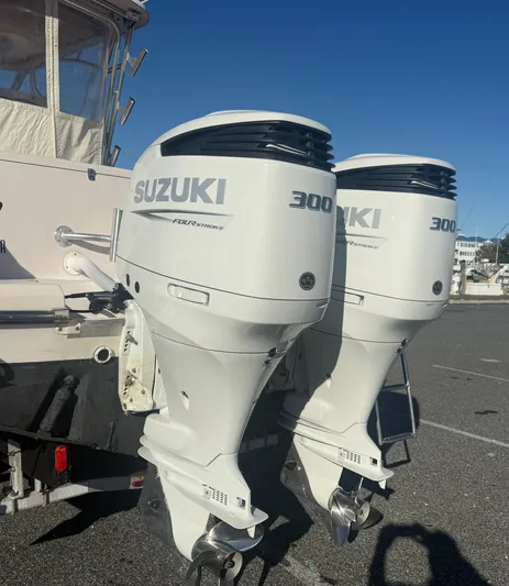 Je Hu Ta Yacht Photos Pics 