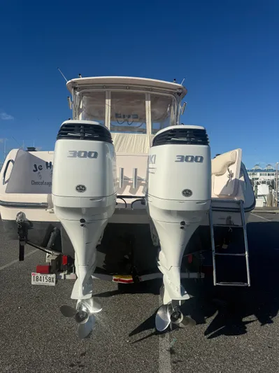 Je Hu Ta Yacht Photos Pics 