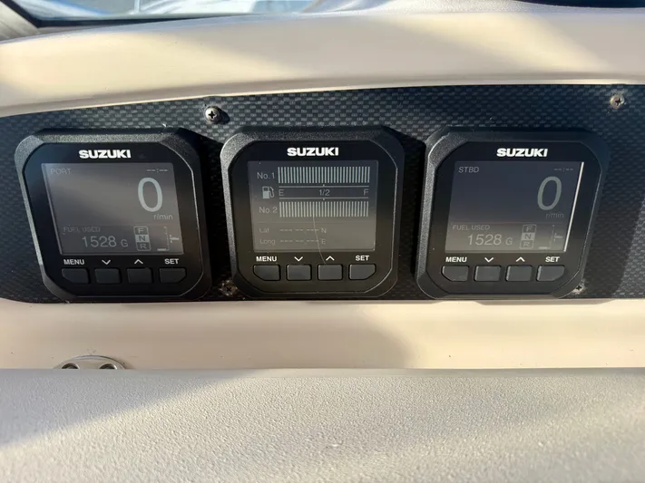 Je Hu Ta Yacht Photos Pics 