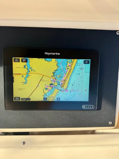 Je Hu Ta Yacht Photos Pics 